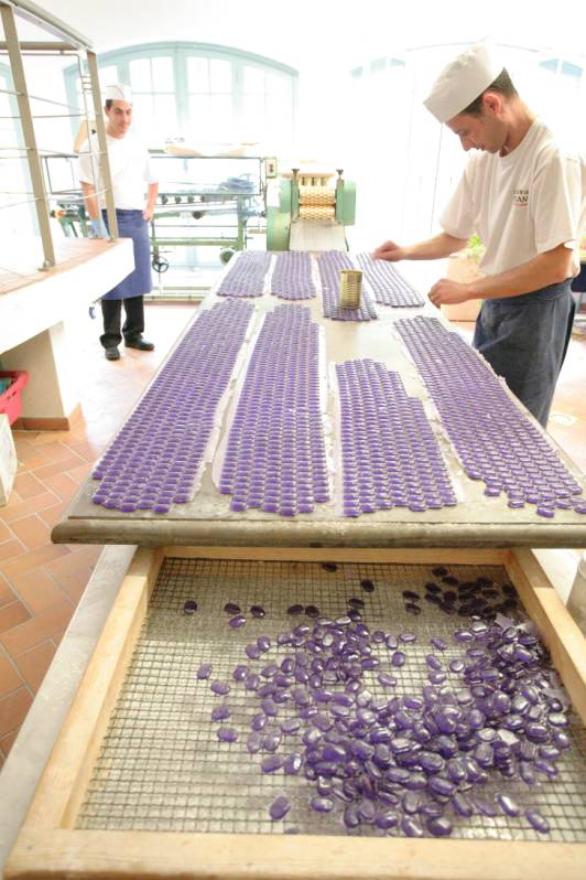Bonbons à la violette, Tourrettes-sur-Loup